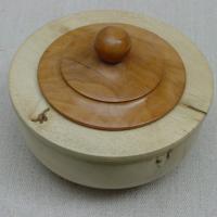 Holly box, Cherry top